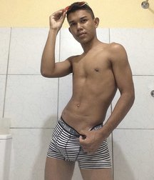 best boys of April 2020 (2) 5eac320147ea8.jpg