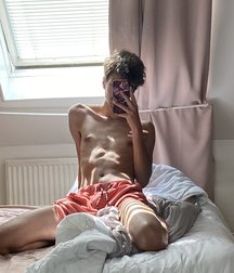 best boys of April 2020 (2) 5eac324116ddf.jpg