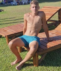 best boys of April 2020 (2) 5eac32a5729c2.jpg