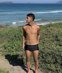 shirtless best boys of July 2020 5efdc154ddd8d.jpg