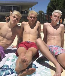 shirtless best boys of July 2020 5efdc167d612d.jpg