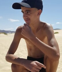 shirtless best boys of July 2020 5efdc1767a313.jpg