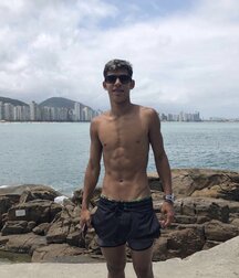 shirtless best boys of July 2020 5efdc19c7aa71.jpg