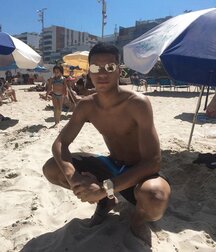 shirtless best boys of July 2020 5efdc19fd4bc8.jpg