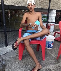shirtless best boys of July 2020 5efdc1b27c215.jpg