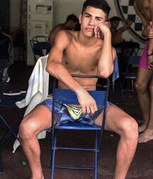 shirtless best boys of July 2020 5efdc1c0b656f.jpg