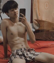 shirtless best boys of July 2020 5efdc1d627481.jpg