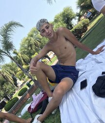 shirtless best boys of July 2020 5efdc1de6582f.jpg