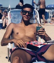 shirtless best boys of July 2020 5efdc1e57e10d.jpg