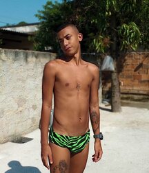 shirtless best boys of July 2020 5efdc2033ce64.jpg