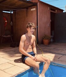 shirtless best boys of July 2020 5efdc204c736a.jpg