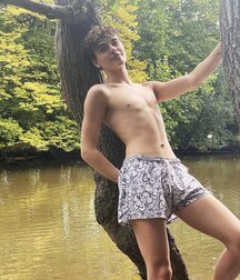 gay tube best boys of August 2020 (2) 5f4f81a39d8cb.jpg