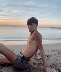 gay tube best boys of August 2020 (2) 5f4f81b2a02cb.jpg