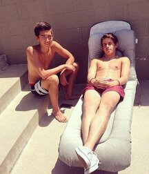 gay tube best boys of August 2020 (2) 5f4f81dd9b955.jpg
