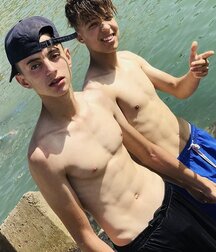 gay tube best boys of August 2020 (2) 5f4f82199619f.jpg