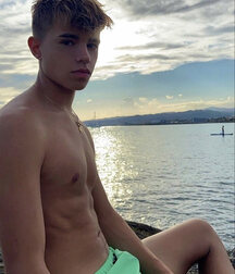 best boys of October 2021 Twink Tube 61584256186e6.jpg