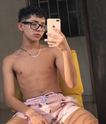boys alone home shirtless twink tube 61ebf11788132.jpg