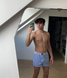 boys alone home shirtless twink tube 61ebf12c22113.jpg