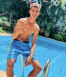 boys of January Twink Tube Dreams of Summer 61f7cf8a9e187.jpg