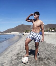 boys of January Twink Tube Dreams of Summer 61f7cfdfba468.jpg