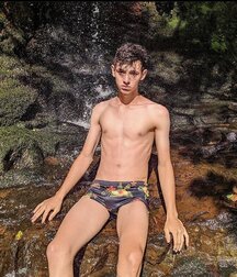 boys of January poolside twink tube 61f923decc313.jpg