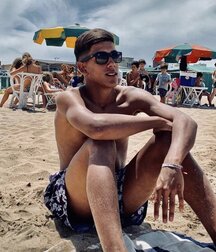 boys of January poolside twink tube 61f924f4b5c73.jpg