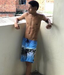 boys home alone twink tube guys 6229ef2ad790b.jpg