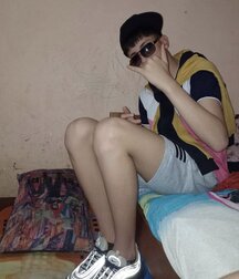 boys home alone twink tube guys 6229ef452ae37.jpg