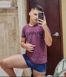boys home alone twink tube guys 6229ef52cc94f.jpg