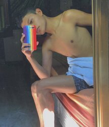 boys home alone twink tube guys 6229ef6dd84d6.jpg