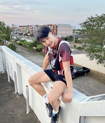 boys home alone twink tube guys 6229ef7405e55.jpg