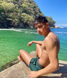 boys of march twink tube spring warmth 6244480d6fa01.jpg
