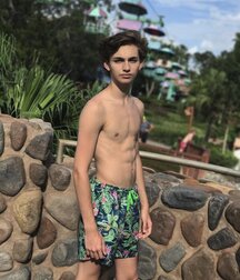 boys of march twink tube spring warmth 624448e9bbc26.jpg