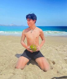 boys of April Deep Spring Twink Tube 626d1bff93d39.jpg