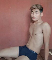 boys of April Deep Spring Twink Tube 626d1c30bb2c6.jpg