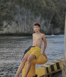 boys of April Deep Spring Twink Tube 626d1c6dc5346.jpg