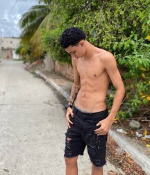boys of April Deep Spring Twink Tube 626d1c86d1526.jpg