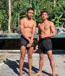 boys of April Deep Spring Twink Tube 626d1c8abd425.jpg