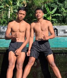 boys of April Deep Spring Twink Tube 626d1c8cca969.jpg