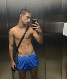 boys of April Deep Spring Twink Tube 626d1ce203343.jpg