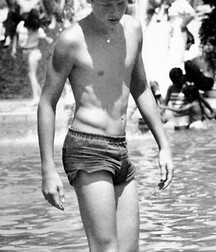 jeans and shorts gay tube 6016c1c27c123.jpg