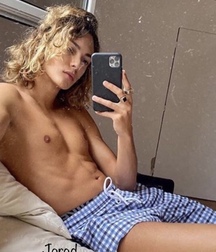 Pocketful of Guys Twink Tube 611deafdb9218.jpeg