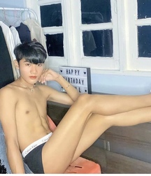 Pocketful of Guys Twink Tube 611deb60c16da.jpeg