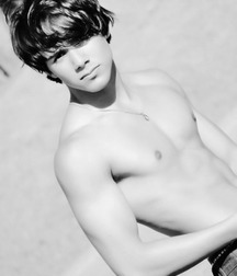 A Mix of Males - Naked & Not Naked  59429015b71e5.jpg
