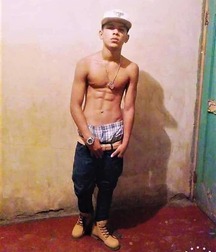 Shirtless Guys Rule ... 594de181efae6.jpg