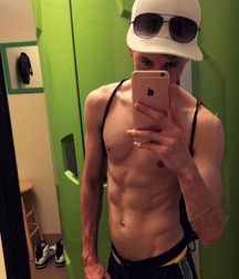 Shirtless Guys Rule ... 594de19d1c6c2.jpg