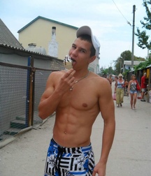 Shirtless Guys Rule ... Part 4 595daec2ea4c9.jpg