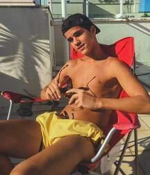 Return of Handsome & Fit Guys ... 5f472a7e24520.jpg