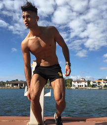 Speedo Handsome & Gay Tube Fit Guys 5f473b5d37299.png
