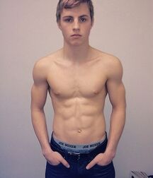 Shirtless Twinks:  Handsome & Athletic  5f4b1dcb06ec9.jpg